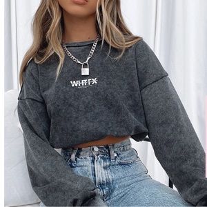 White fox boutique cropped sweat shirt